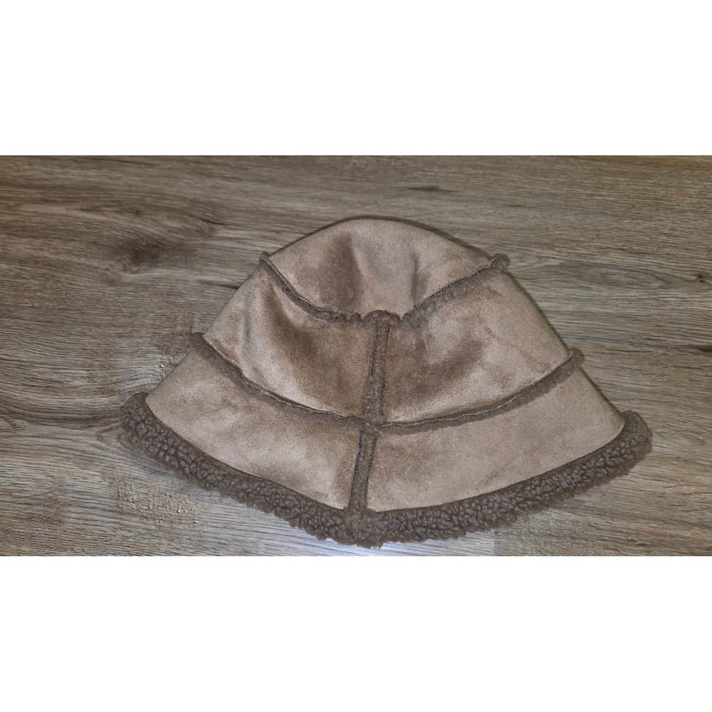 EUC Lands' End OS Fleece Faux-Sherpa Suede Bucket Hat Warm Winter